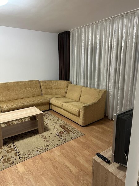 Militari, str. Dealul Tugulea, bloc din 1990, zugravita