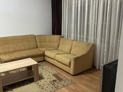 Militari, str. Dealul Tugulea, bloc din 1990, zugravita